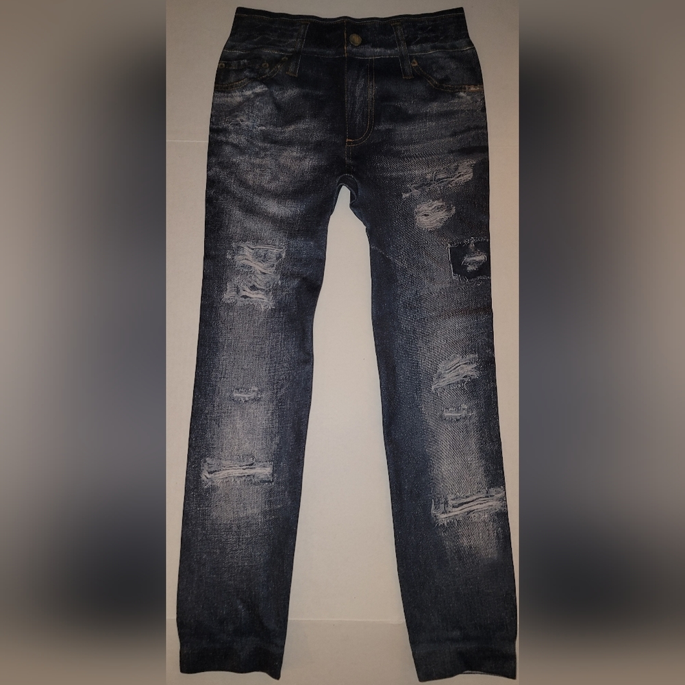 Jeggings look like distressed jeans  feel like leggings comfy Stretchy XS Pants